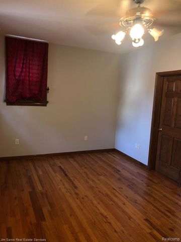1116 S Iroquois Street, Detroit, MI 48214