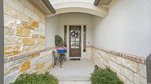 525 Concerto Ct, Spring Branch, TX 78070