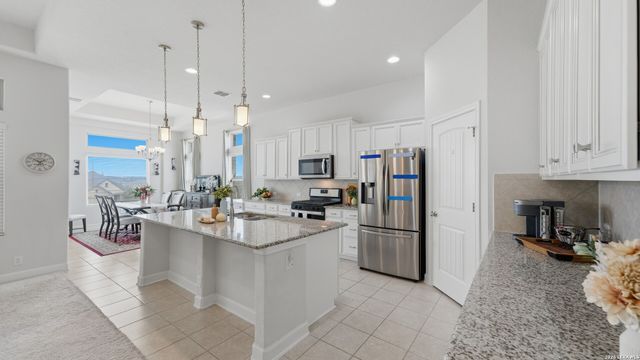 525 Concerto Ct, Spring Branch, TX 78070