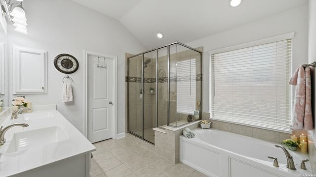 525 Concerto Ct, Spring Branch, TX 78070