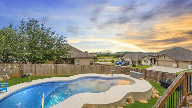 525 Concerto Ct, Spring Branch, TX 78070