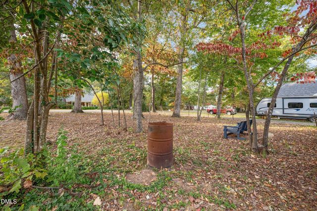 2415 Trail Five, Burlington, NC 27215