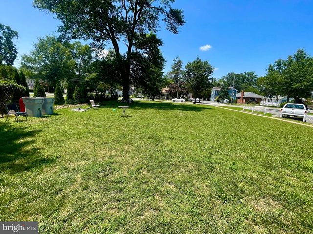 411 N EAST AVE, Vineland, NJ 08360