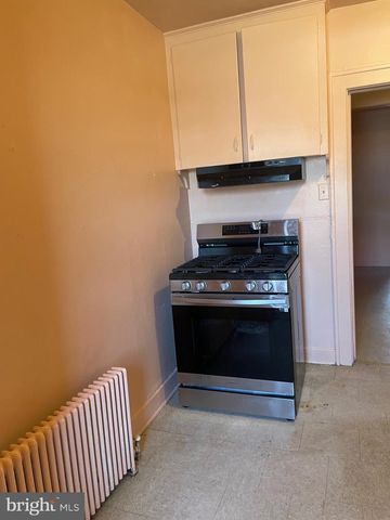 411 N EAST AVE, Vineland, NJ 08360