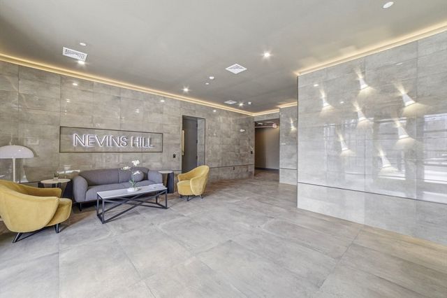 1 Nevins Hill Way 509, Boston, MA 02135