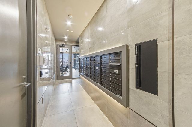 1 Nevins Hill Way 509, Boston, MA 02135