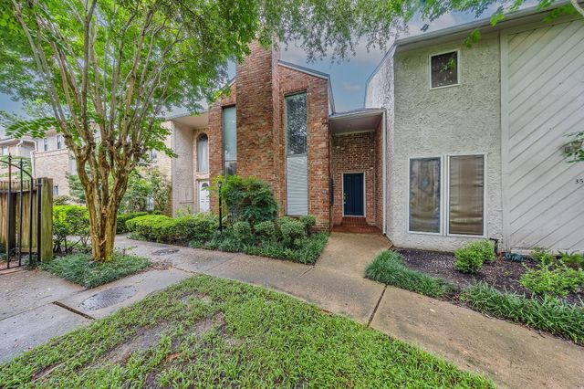 727 Bunker Hill Road 34, Houston, TX 77024