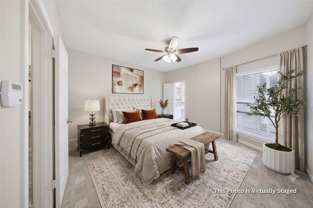 727 Bunker Hill Road 34, Houston, TX 77024