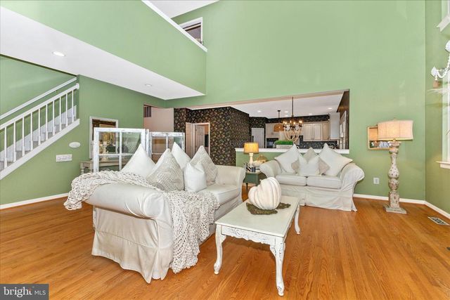 13607 BARDON RD, Phoenix, MD 21131