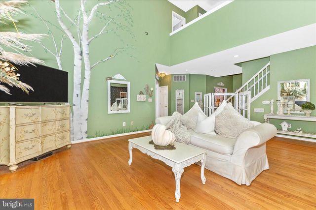 13607 BARDON RD, Phoenix, MD 21131