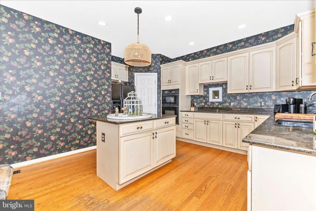 13607 BARDON RD, Phoenix, MD 21131