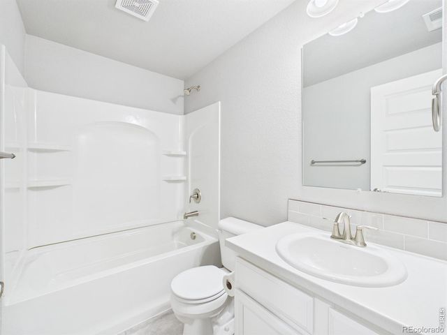 8205 River Run Drive, Greeley, CO 80634