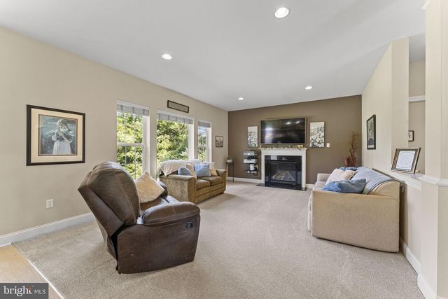 116 HOMESTEAD LN, Sellersville, PA 18960