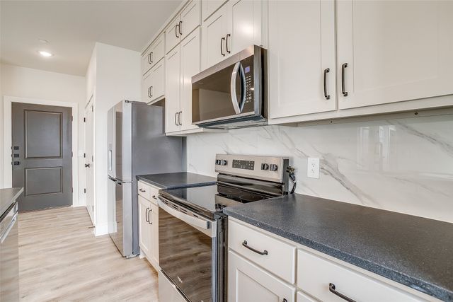 408 Foch Street 100, Fort Worth, TX 76107