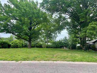 807 Wilshire Drive, Washington, MO 63090