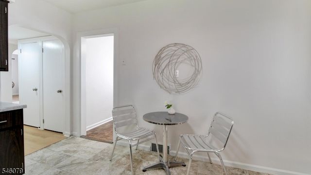 211 Marcella Rd, Parsippany-troy Hills Twp., NJ 07054