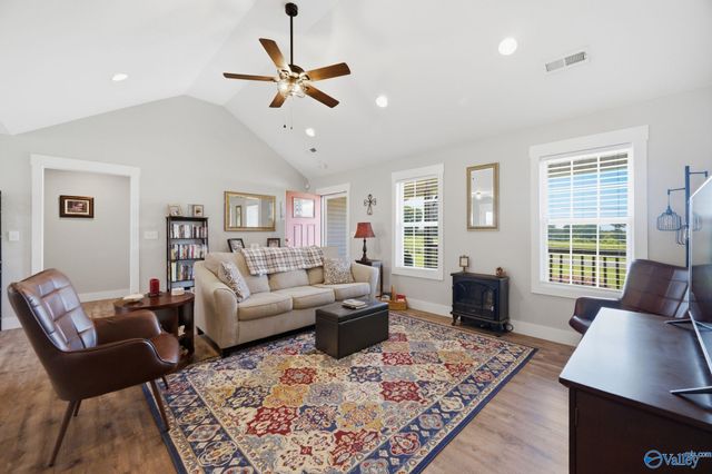 2383 County Road 1435, Vinemont, AL 35179
