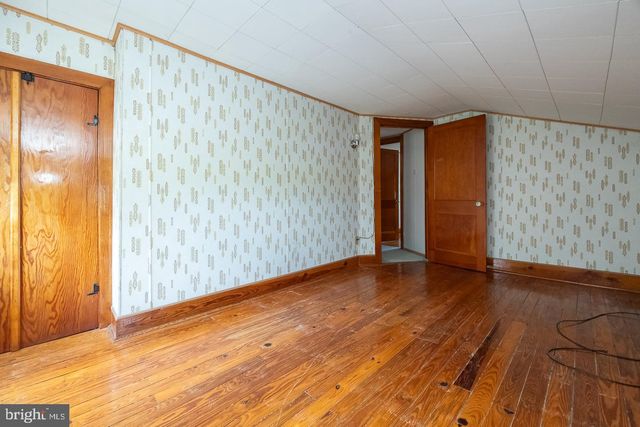 3040 MANOR RD, Coatesville, PA 19320