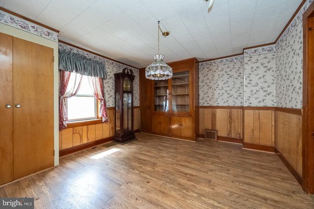 3040 MANOR RD, Coatesville, PA 19320