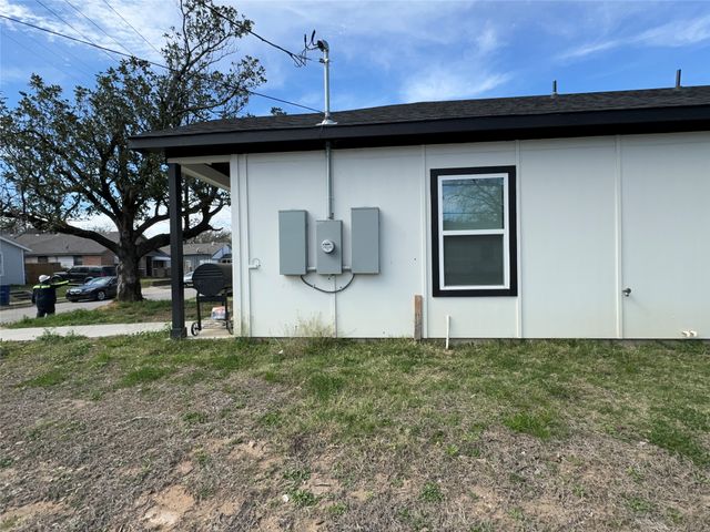 4934 Echo Avenue, Dallas, TX 75215