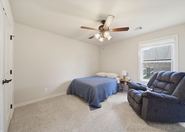 19746 E 70th Street North, Owasso, OK 74055
