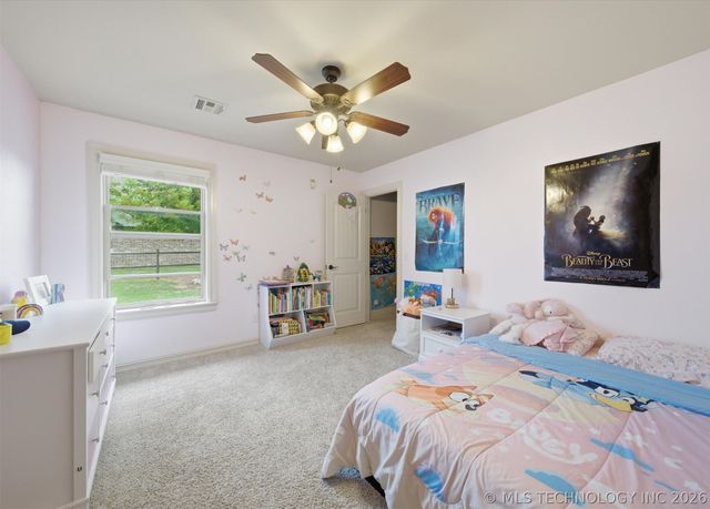 19746 E 70th Street North, Owasso, OK 74055