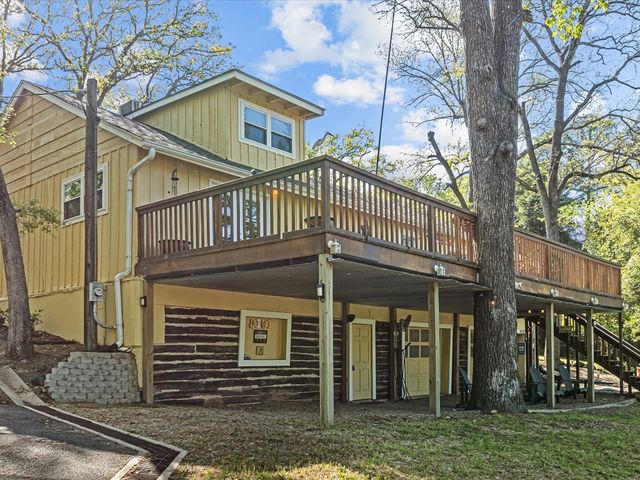 1903 County Road 3230, Quitman, TX 75783