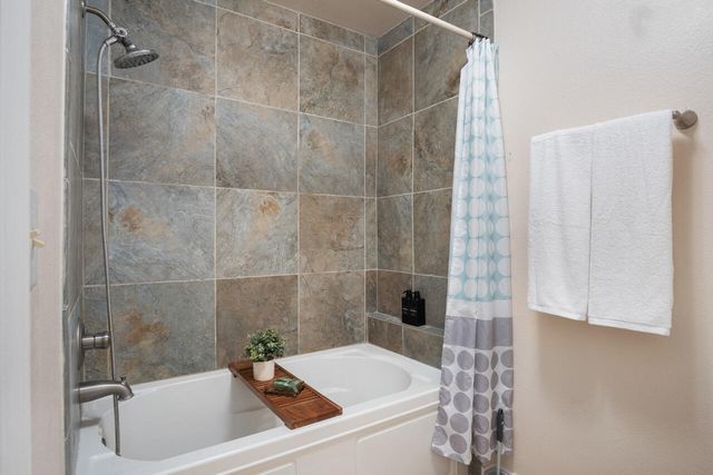 818 W Grand Avenue, Porterville, CA 93257