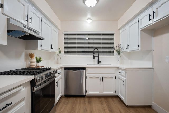 818 W Grand Avenue, Porterville, CA 93257