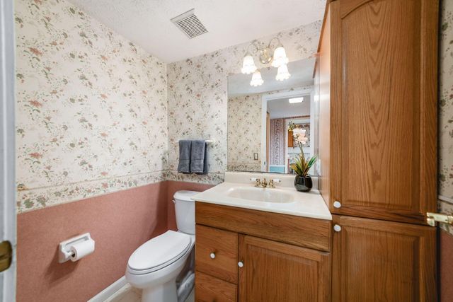 4957 Wintersong Lane, 8, Westerville, OH 43081