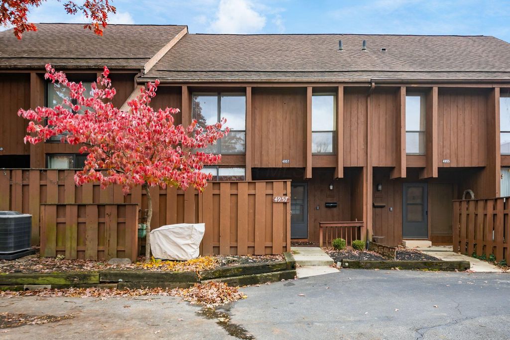 4957 Wintersong Lane, 8, Westerville, OH 43081