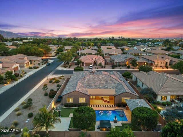 3374 E ASTER Drive, Chandler, AZ 85286