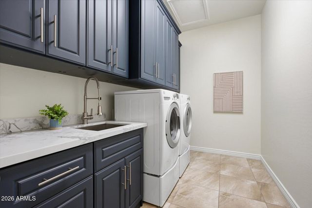 3374 E ASTER Drive, Chandler, AZ 85286