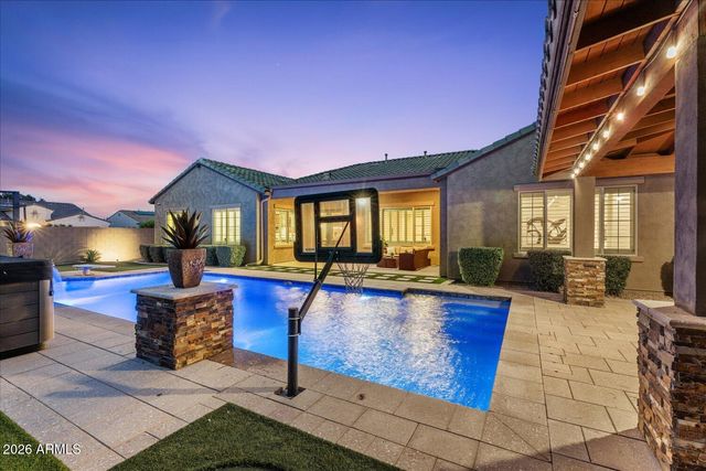 3374 E ASTER Drive, Chandler, AZ 85286