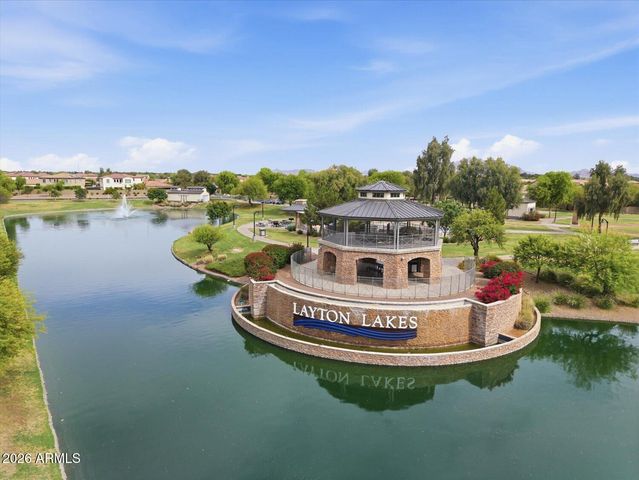 3374 E ASTER Drive, Chandler, AZ 85286