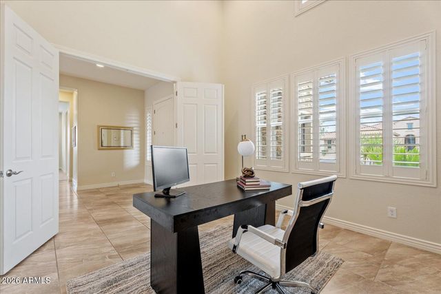 3374 E ASTER Drive, Chandler, AZ 85286