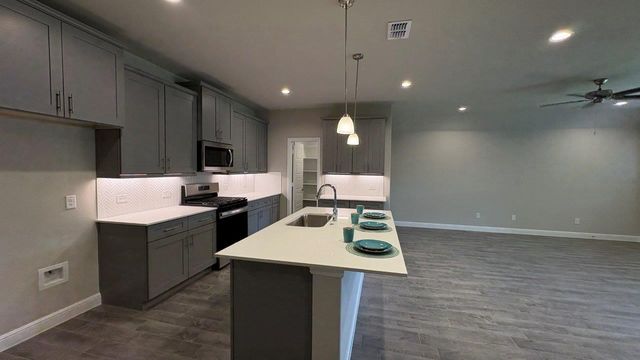 4218 CORNERSTONE Circle, Granbury, TX 76048