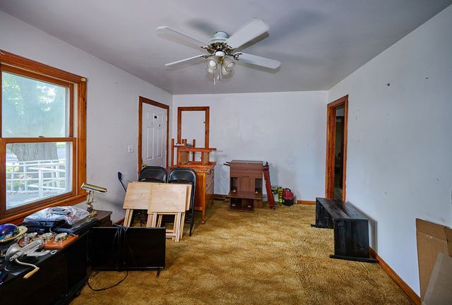 709 E 27th Street S, Newton, IA 50208