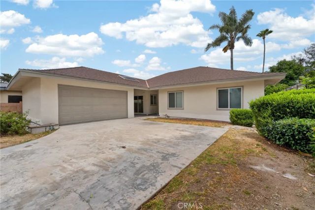 8938 Gothic Avenue, North Hills, CA 91343