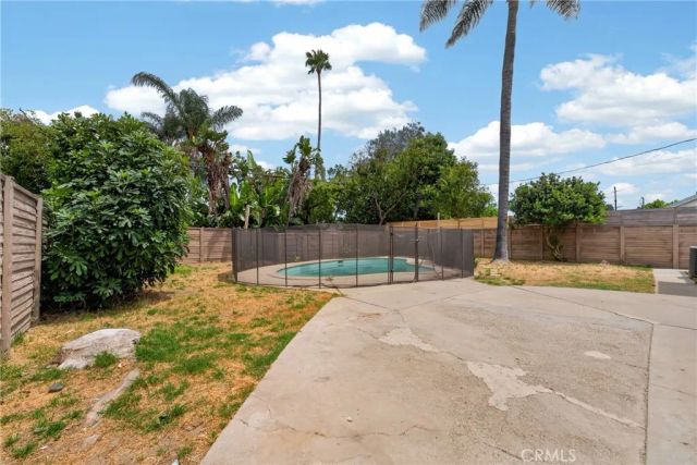 8938 Gothic Avenue, North Hills, CA 91343