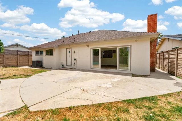 8938 Gothic Avenue, North Hills, CA 91343