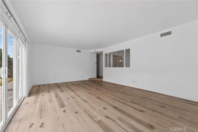 8938 Gothic Avenue, North Hills, CA 91343