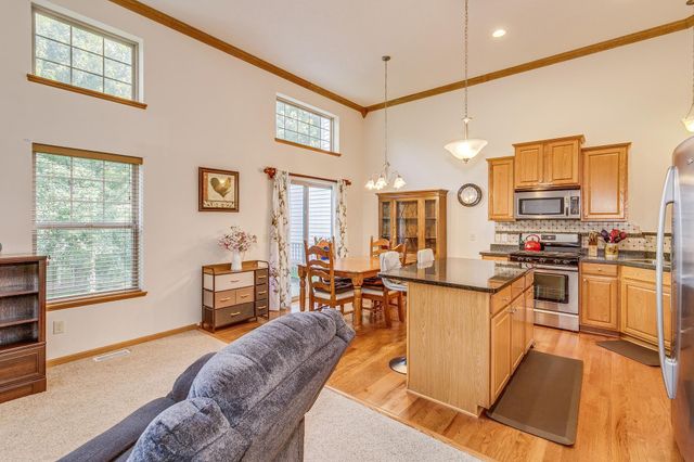 3143 Frontier Drive, Woodbury, MN 55129