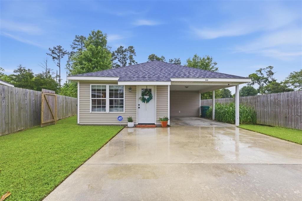 168 Summerwood Drive, Sulphur, LA 70663