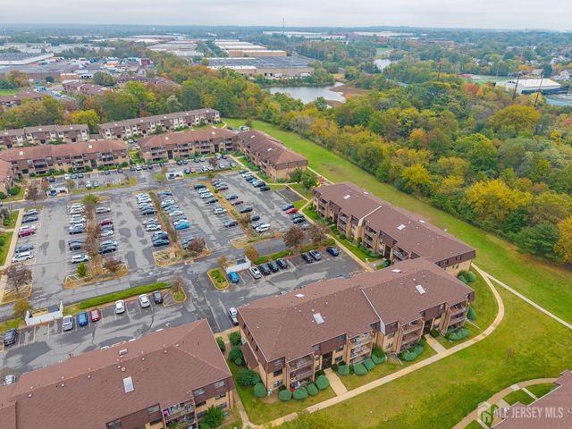 1507 Raspberry Court, Edison, NJ 08817