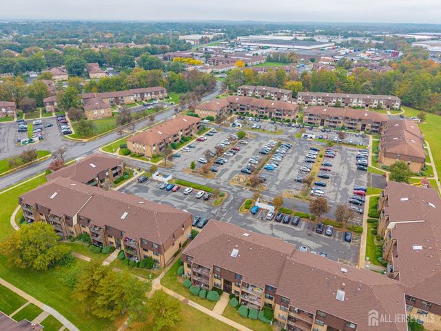 1507 Raspberry Court, Edison, NJ 08817