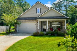 140 Pintail Boulevard, Freeport, FL 32439