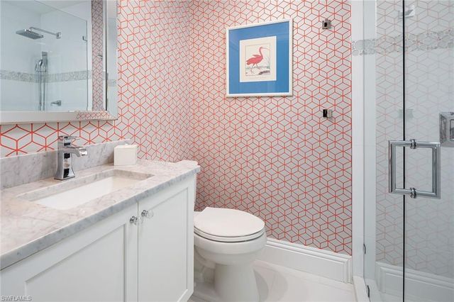 230 6th AVE S 12, Naples, FL 34102