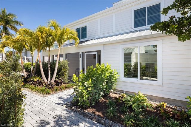 230 6th AVE S 12, Naples, FL 34102