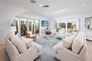 230 6th AVE S 12, Naples, FL 34102